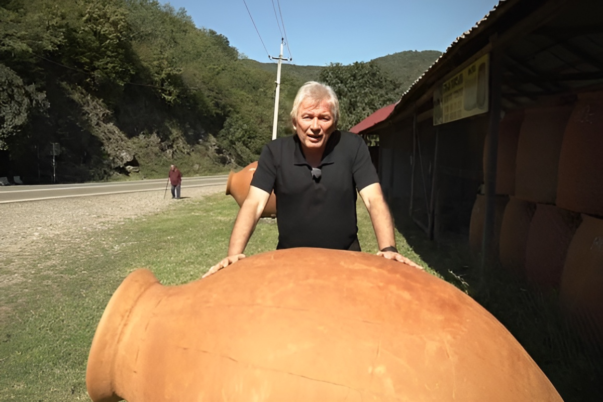 Read more about the article Degustace gruzínských vín v Art-n-Coffee
